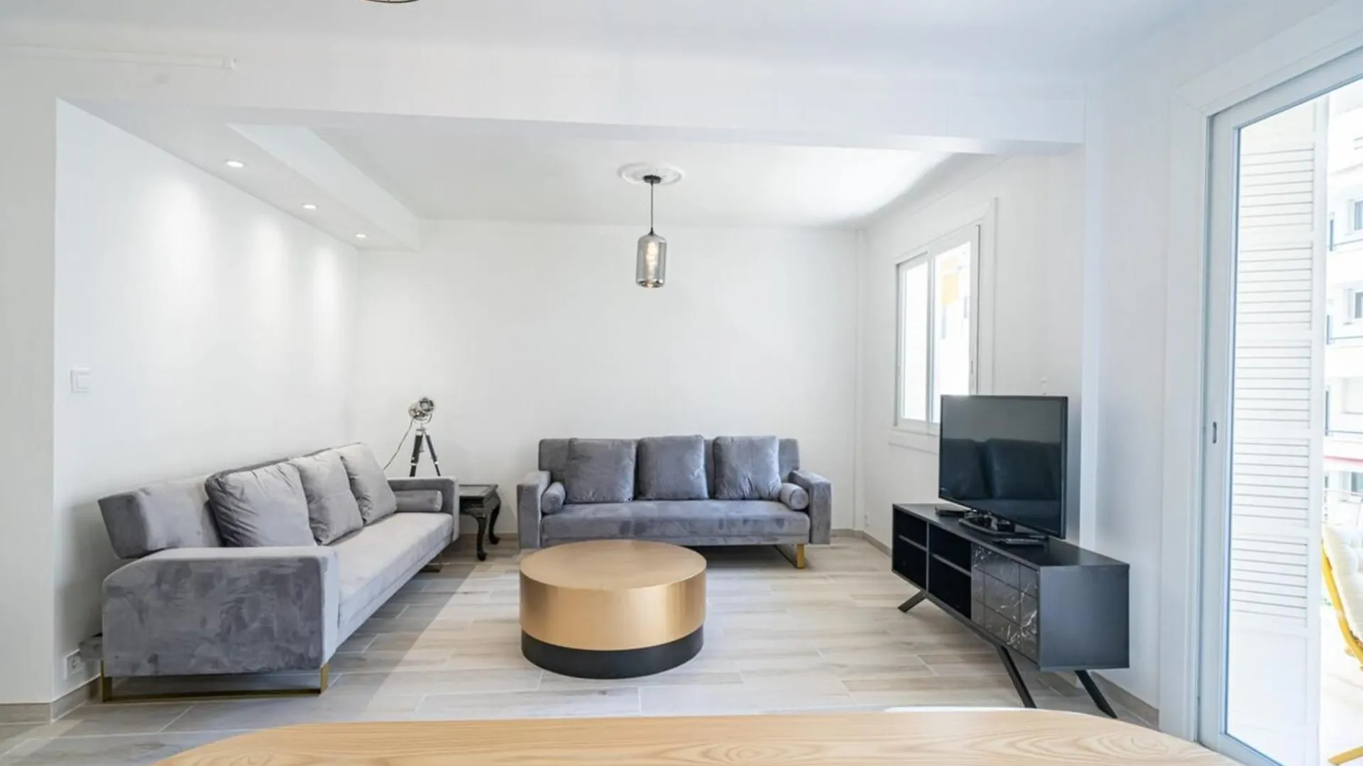 Brand New 2 Bedroom In The Heart Of Cannes Lejlighed